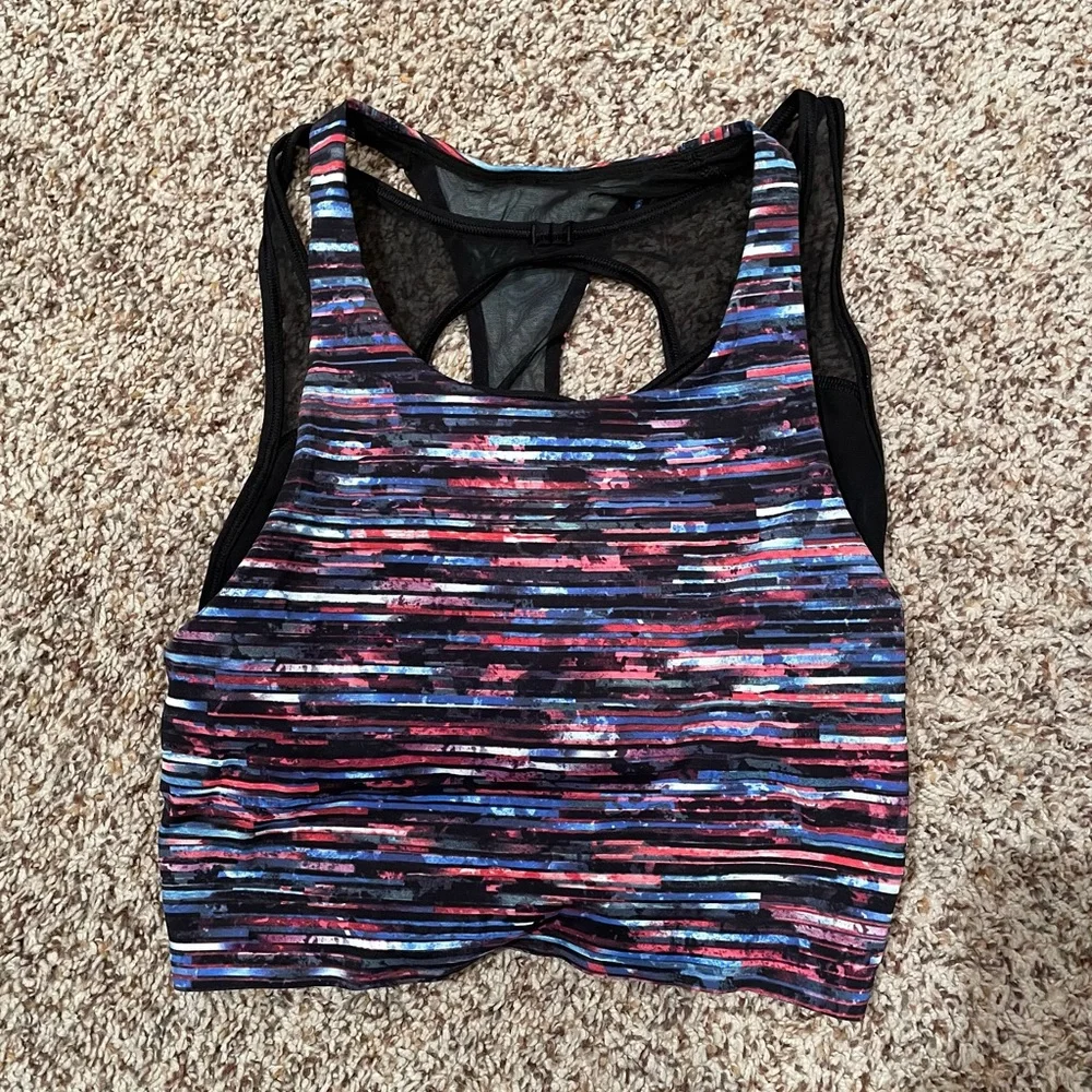 Lulu lemon crop top - Picture 1 of 2